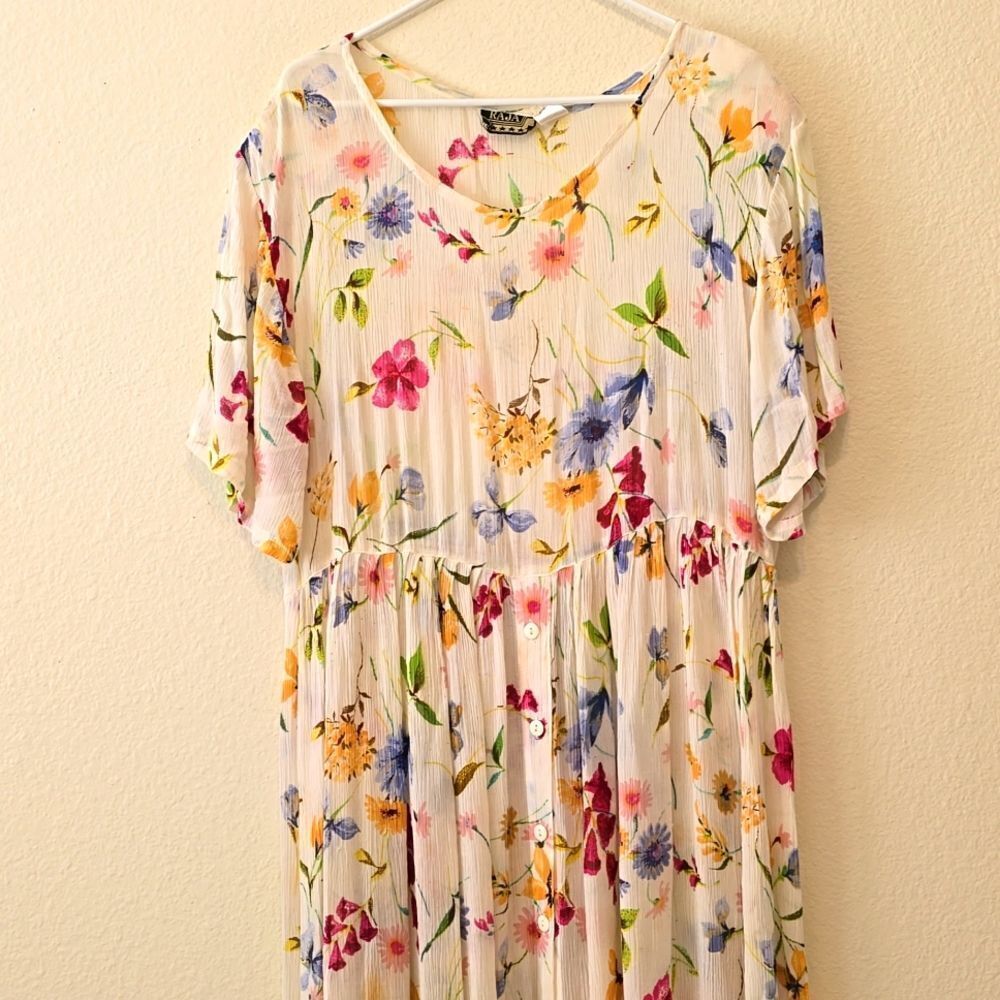 RAJA VINTAGE FLORAL MAXI DRESS  SIZE large